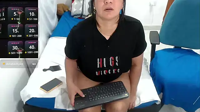 LAURA_Foxht's Live XXX Chat