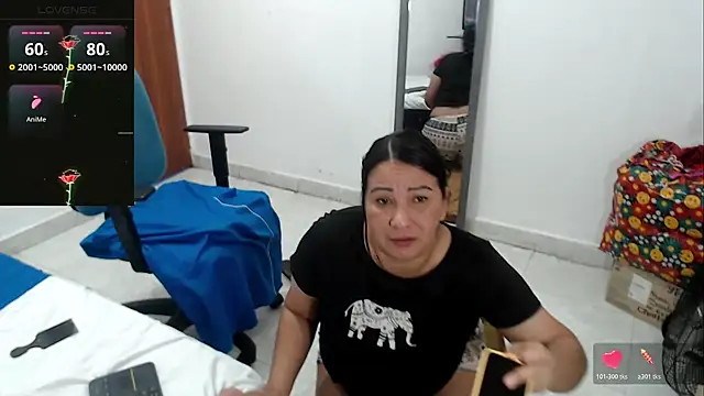 Chat XXX en directo de LAURA_Foxht