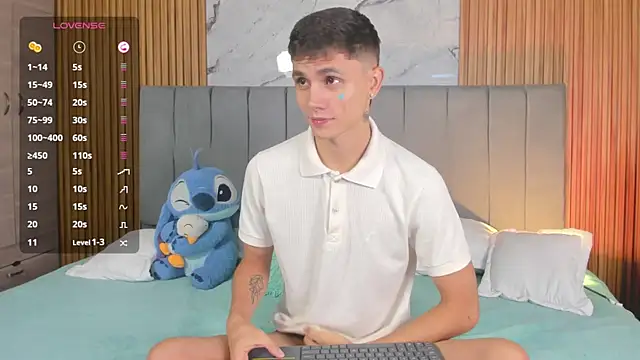 عرض كام DustinLevine