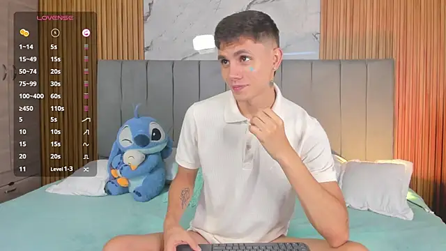 Webkamerová show DustinLevine