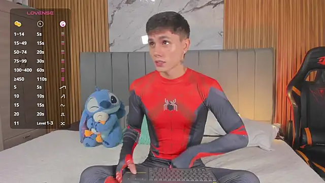 DustinLevine Pertunjukan Webcam