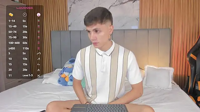 DustinLevine Webcamshow