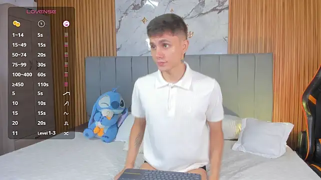 DustinLevine 웹캠 쇼