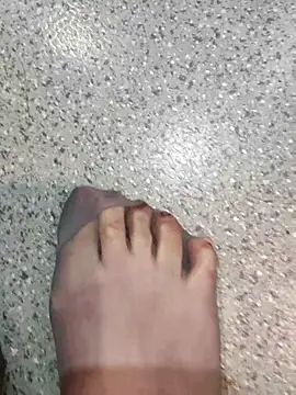 ialnuyoa_h's Webcam Show