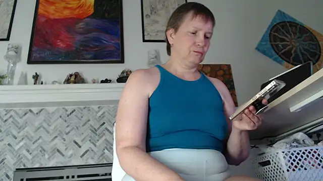 AuroraWillows' Webcam Show
