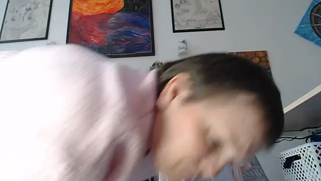 AuroraWillows' Webcam Show