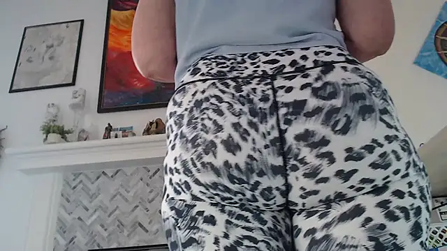 AuroraWillows' Webcam Show