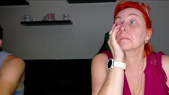 JoannaAndNeighbour's Webcam Show