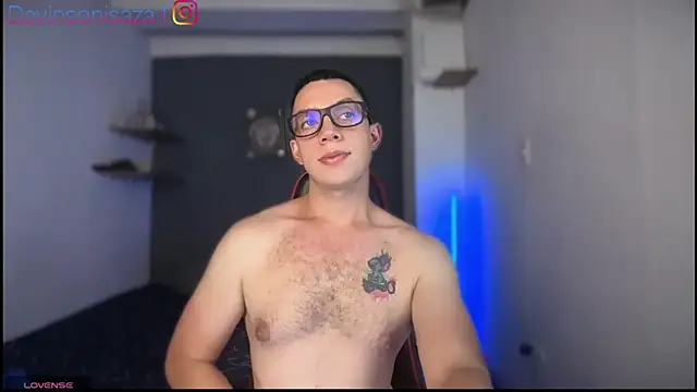 Show de davinalhot na webcam