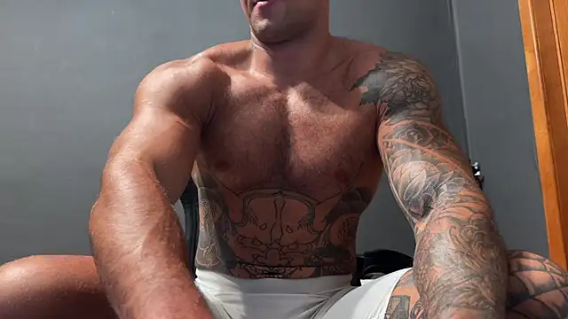 Mr_YourGod Show Webcam