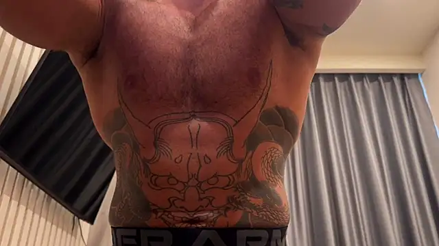 Mr_YourGod Webcam-Show