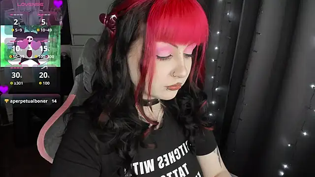 t0riayun0 Live XXX Chat