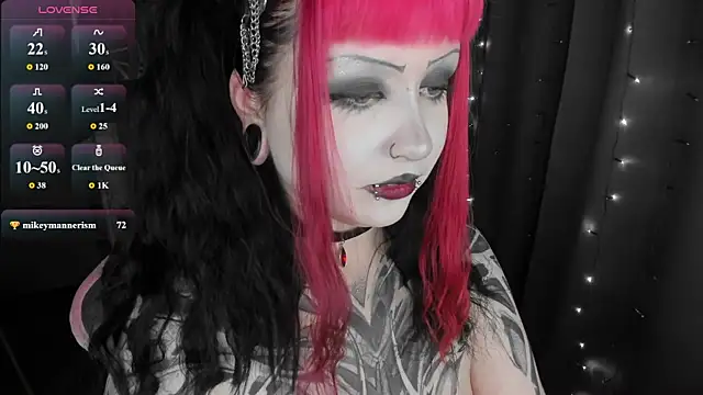 t0riayun0's Live XXX Chat