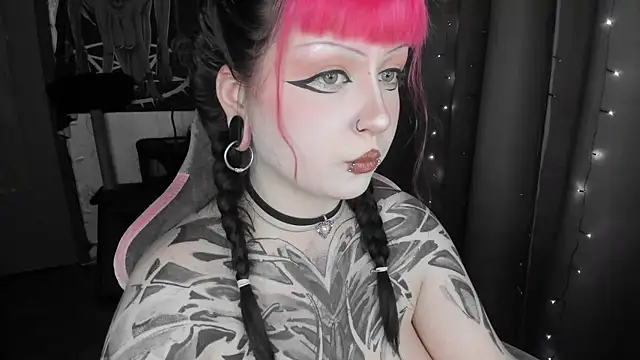 Živý XXX chat t0riayun0