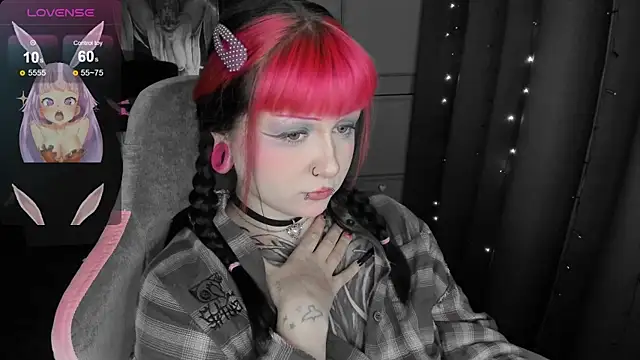 t0riayun0 Live XXX-Chat
