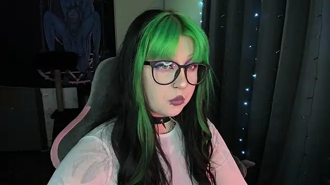 t0riayun0's Live XXX Chat