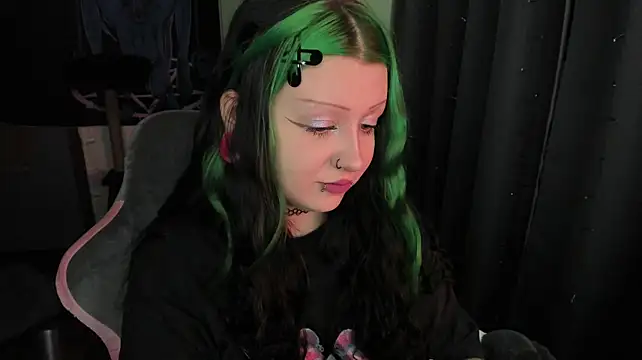 t0riayun0 Live XXX-Chat