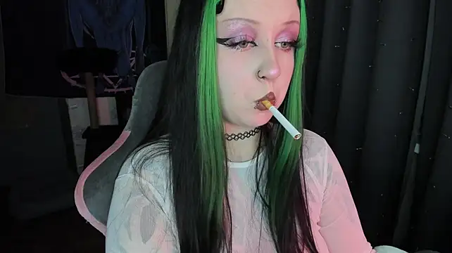 t0riayun0 élő XXX-chatje
