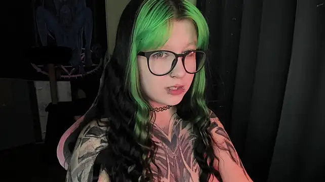 t0riayun0's Webcam Show