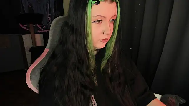 t0riayun0's Webcam Show