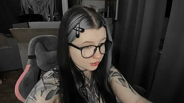 t0riayun0 Webcam Show