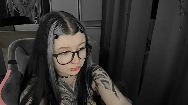 t0riayun0's Webcam Show