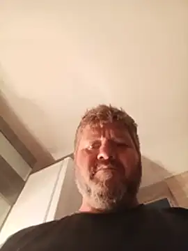 mariusSingur – webcam-show