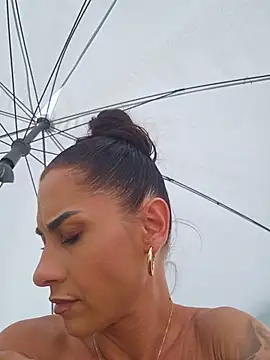 XXX chat uživo modela SensyTV