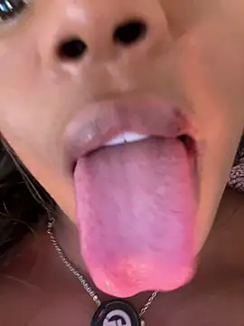 shannol_ryan লাই ভ XXX চ্যাট