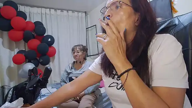 nicoltatiana_'s Live XXX Chat