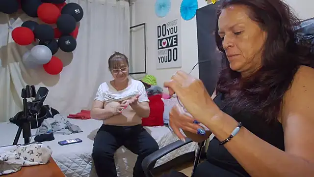 nicoltatiana_'s Live XXX Chat