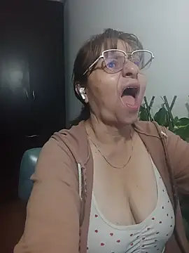 Chatroom XXX en direct de nicoltatiana_