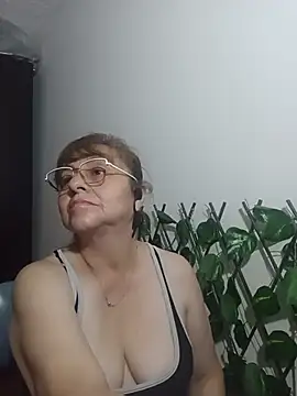 nicoltatiana_ Adlı Modelin Canlı XXX Sohbeti