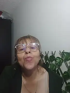 nicoltatiana_ Adlı Modelin Canlı XXX Sohbeti