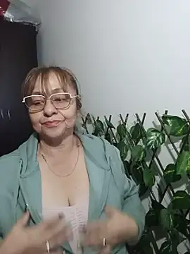 nicoltatiana_ লাইভ XXX চ্যাট