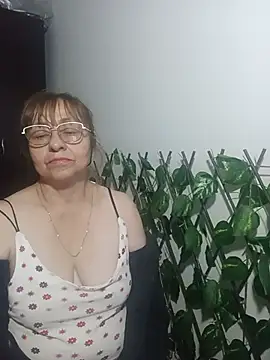 Chat +18 de nicoltatiana_ ao vivo