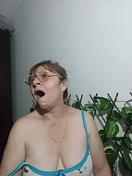 Chat +18 de nicoltatiana_ ao vivo