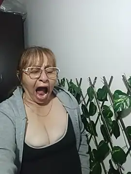 nicoltatiana_ Chat XXX in diretta