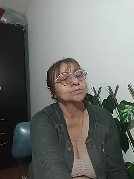 nicoltatiana_ Chat XXX in diretta