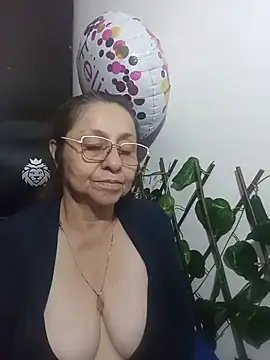 nicoltatiana_ Adlı Modelin Web Kamerası Şovu