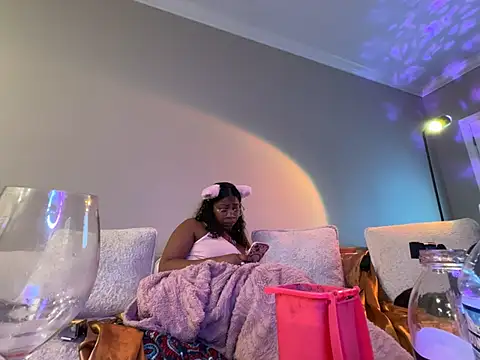 XXX chat uživo modela angelthegodis