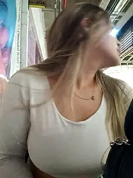 alana_69 网络视讯表演