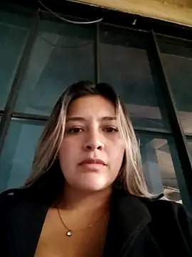alana_69's Webcam Show