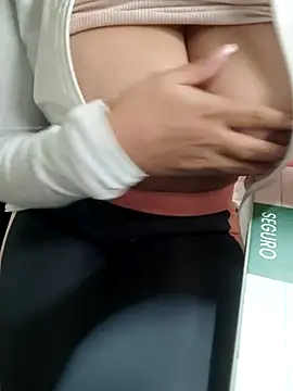 alana_69's Webcam Show