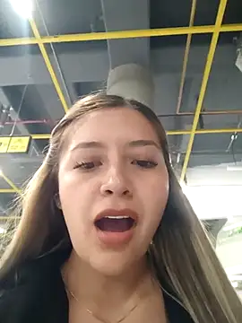 Chat +18 de alana_69 ao vivo