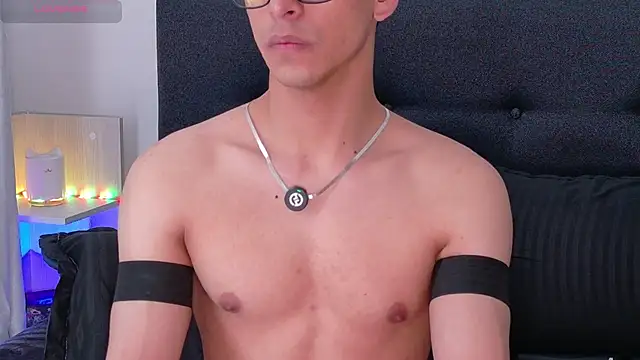 aodaboyyy 网络视讯表演