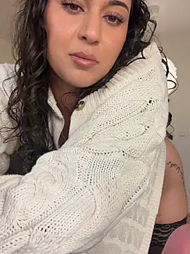 Yasmine-blue webcam show