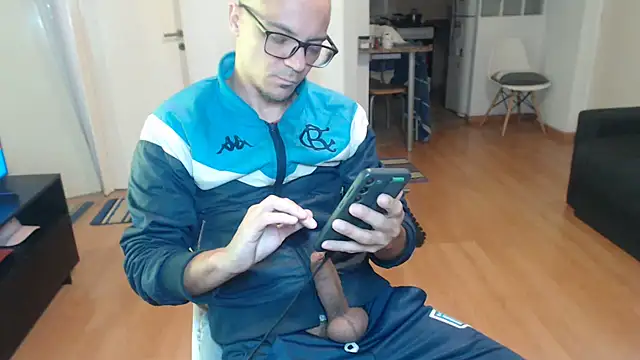 guachin_hunk Adlı Modelin Web Kamerası Şovu