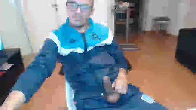 guachin_hunk's Webcam Show
