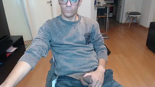 guachin_hunk Adlı Modelin Web Kamerası Şovu